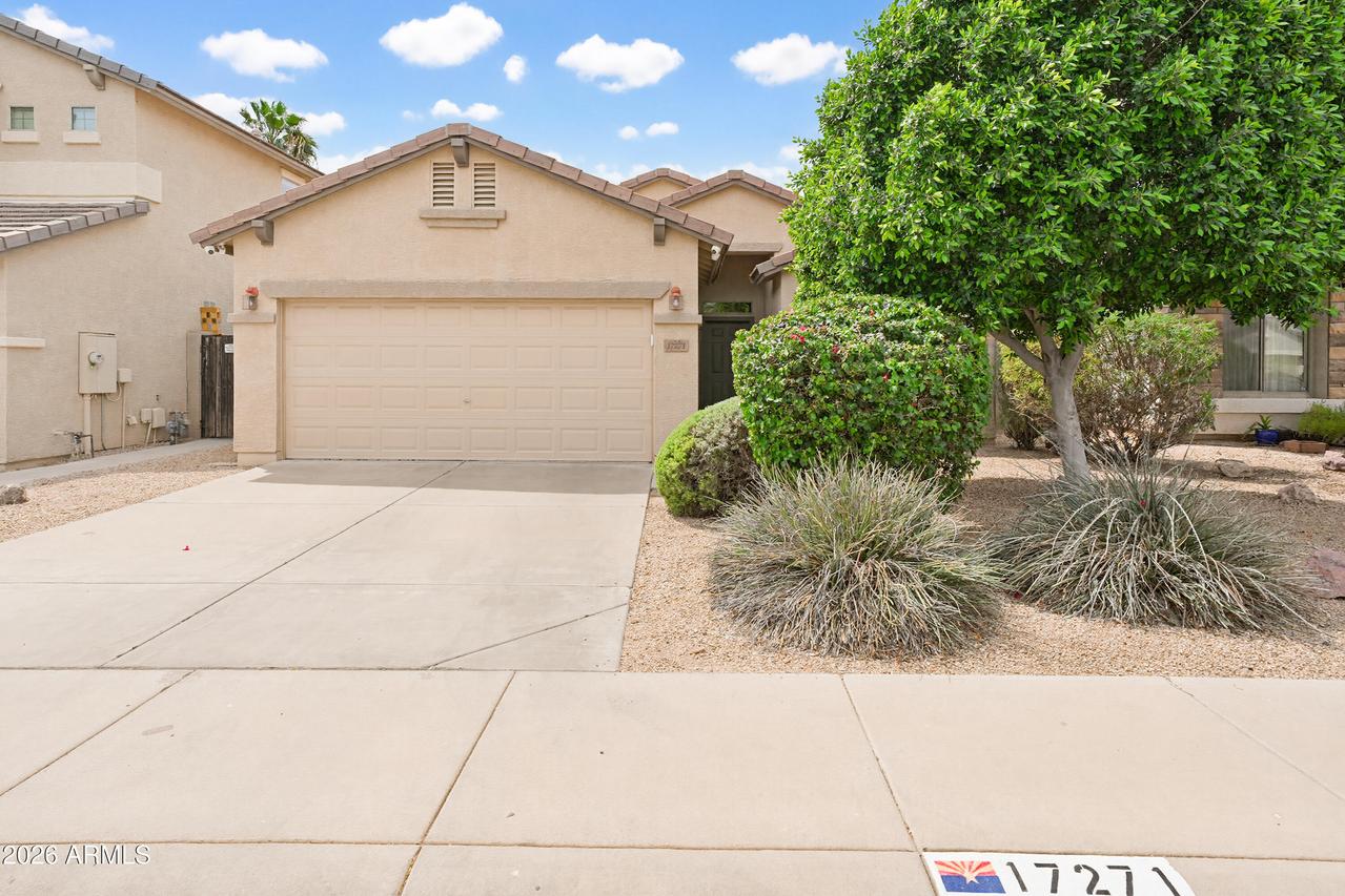 17271 W Smokey Dr., Surprise, AZ 85388