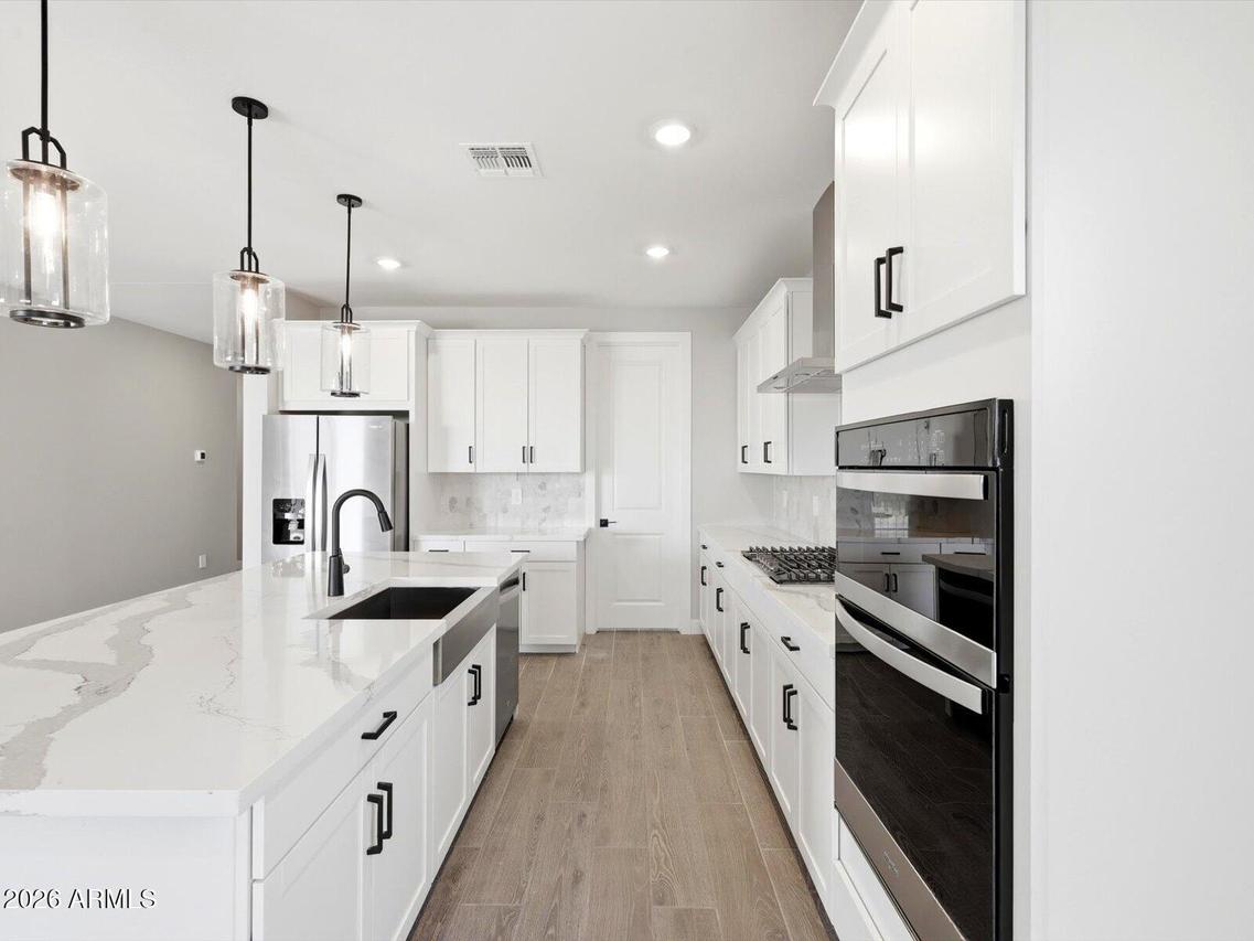 418 W Flatiron Tr., Apache Junction, AZ 85120