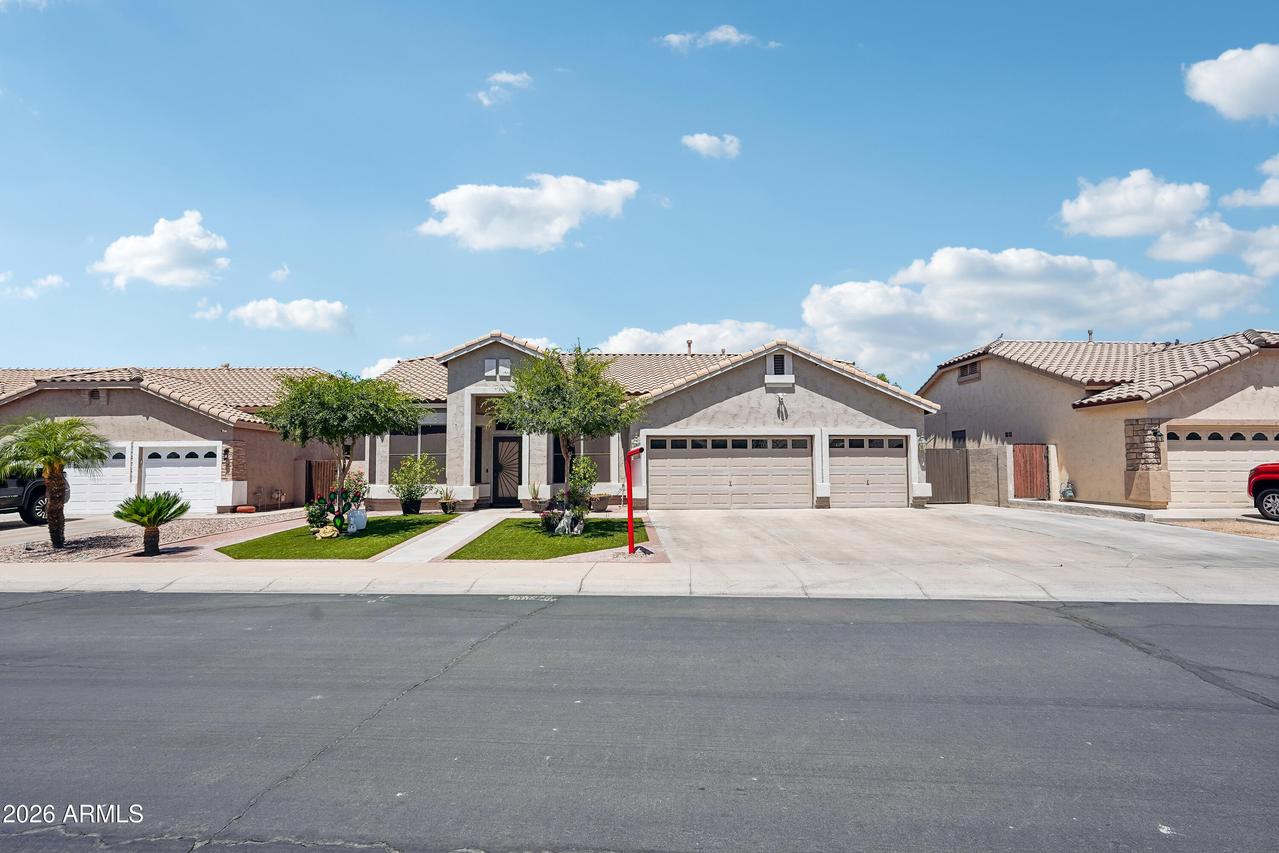 8334 W Marlette Ave., Glendale, AZ 85305