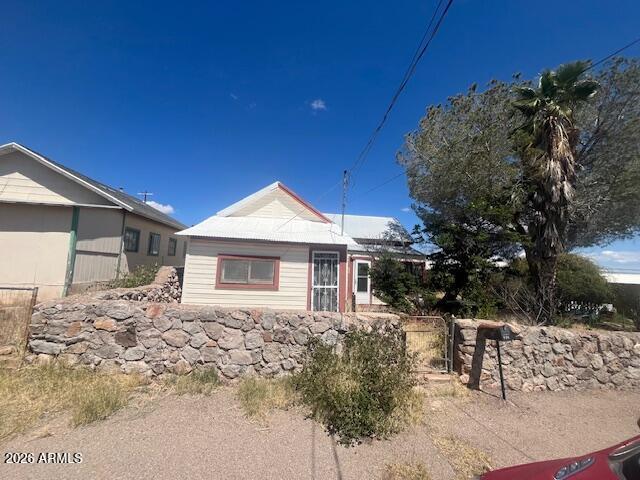 404 Mckinley Ave., Bisbee, AZ 85603