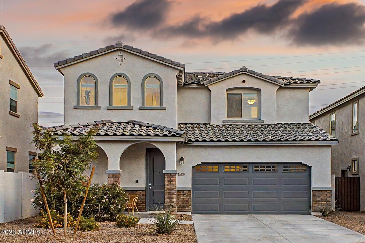 8609 E Posada Ave., Mesa, AZ 85212