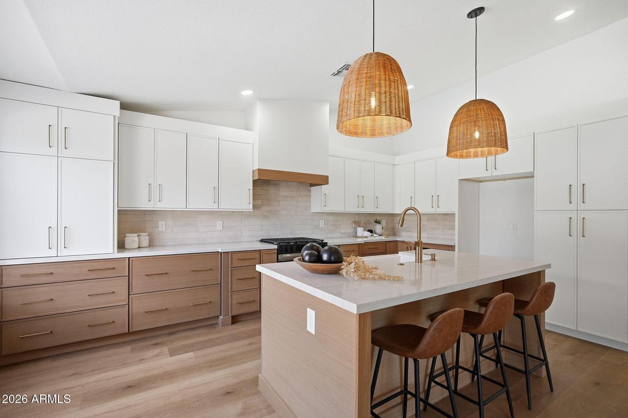 5440 W Saragosa St., Chandler, AZ 85226