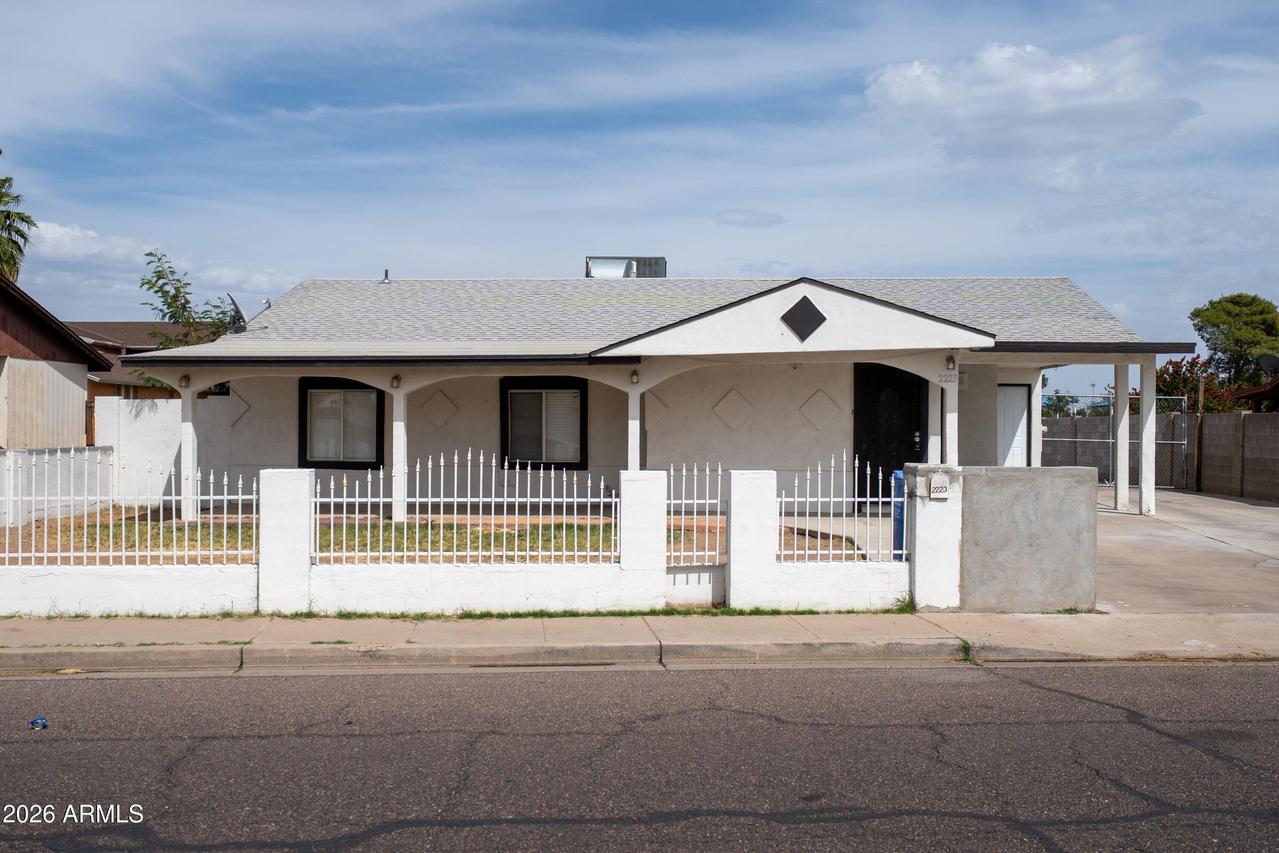 2223 N 47th Ave., Phoenix, AZ 85035