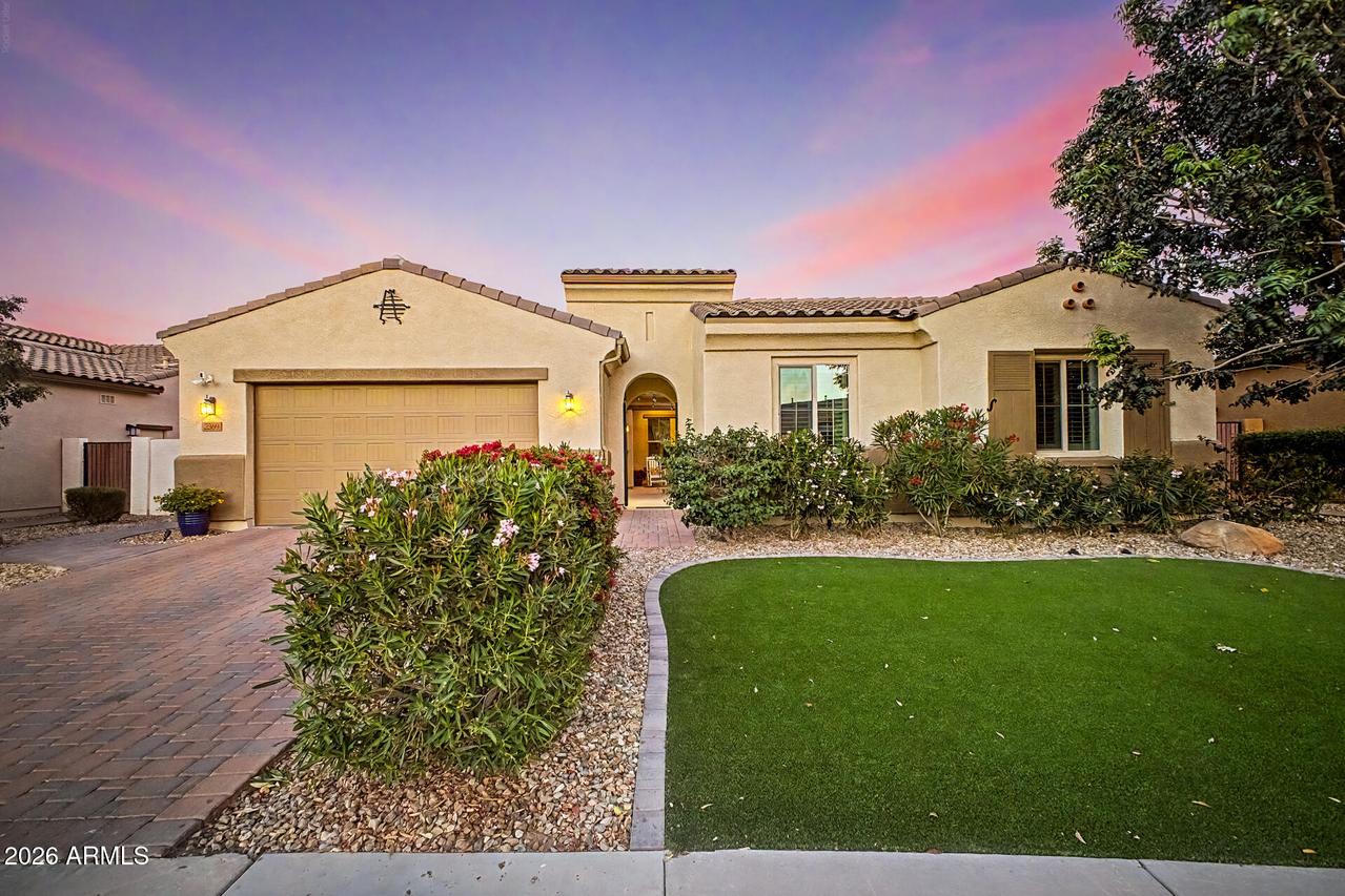 2369 N 156th Dr., Goodyear, AZ 85395