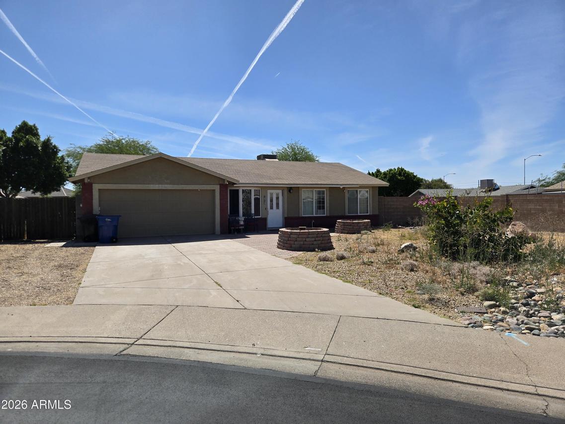 1814 N Edgewater Cir., Mesa, AZ 85207