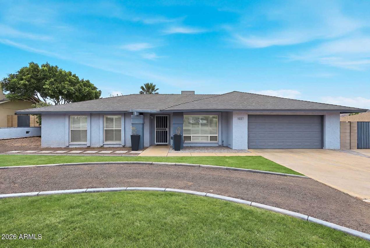 1037 E Acoma Dr., Phoenix, AZ 85022