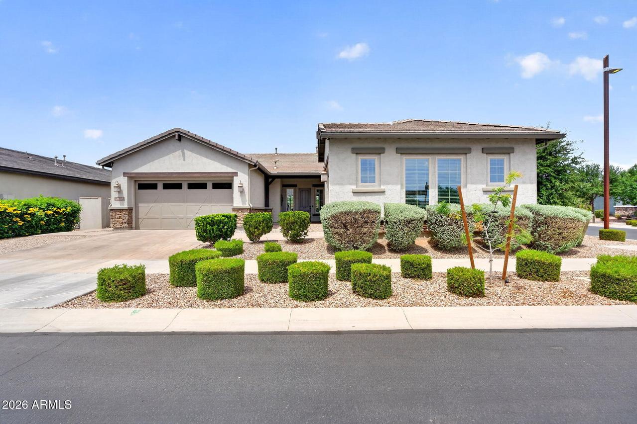 10364 E Thatcher Ave., Mesa, AZ 85212