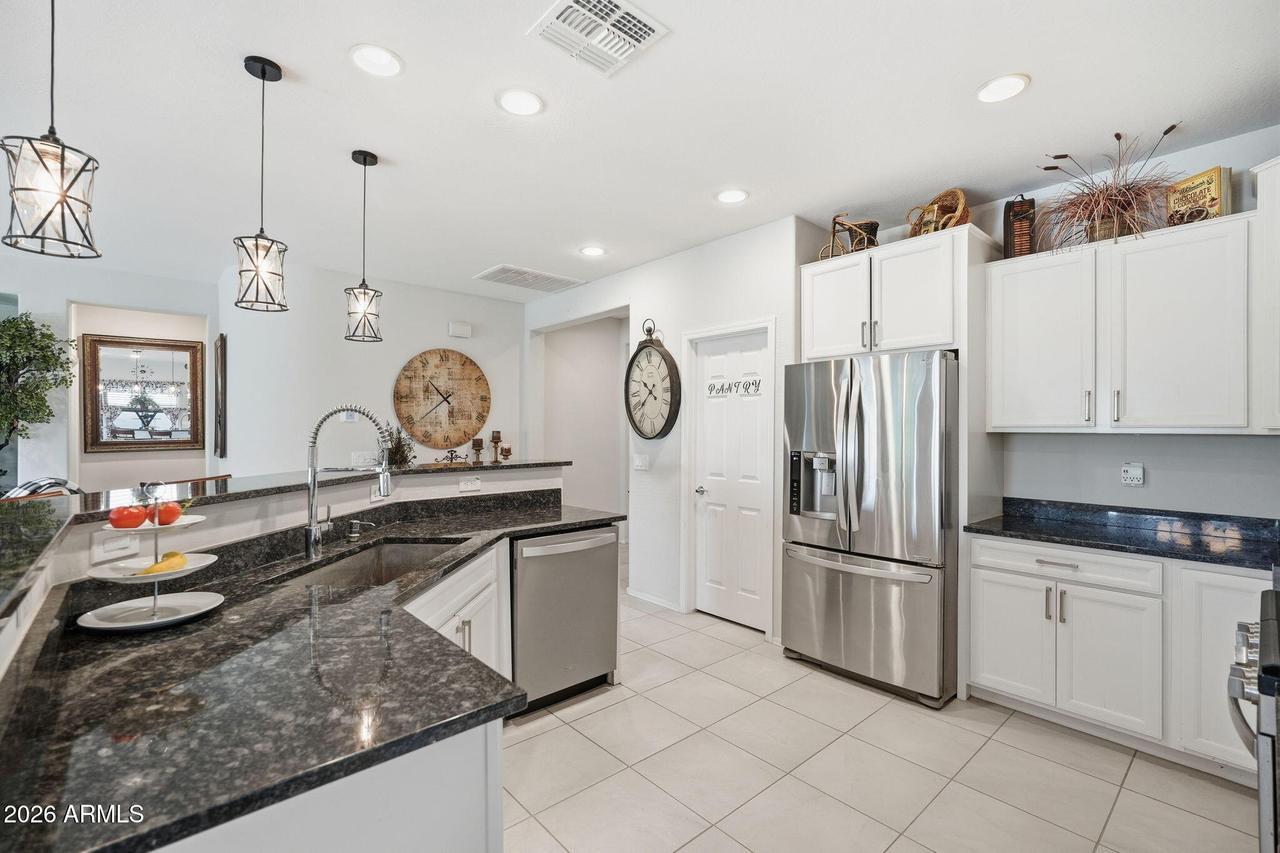 6624 W Sonoma Way, Florence, AZ 85132