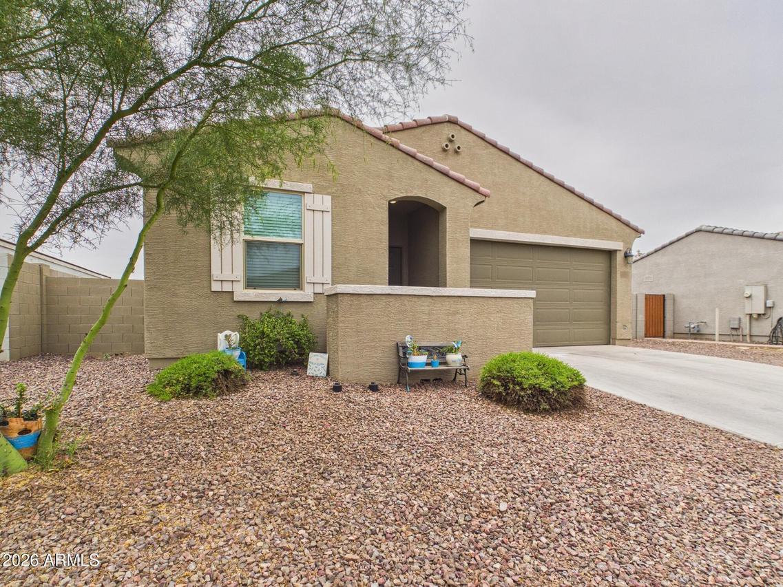 4085 E Losino Ave., San Tan Valley, AZ 85140