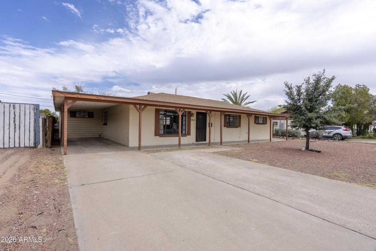 5523 N 23rd Ave., Phoenix, AZ 85015