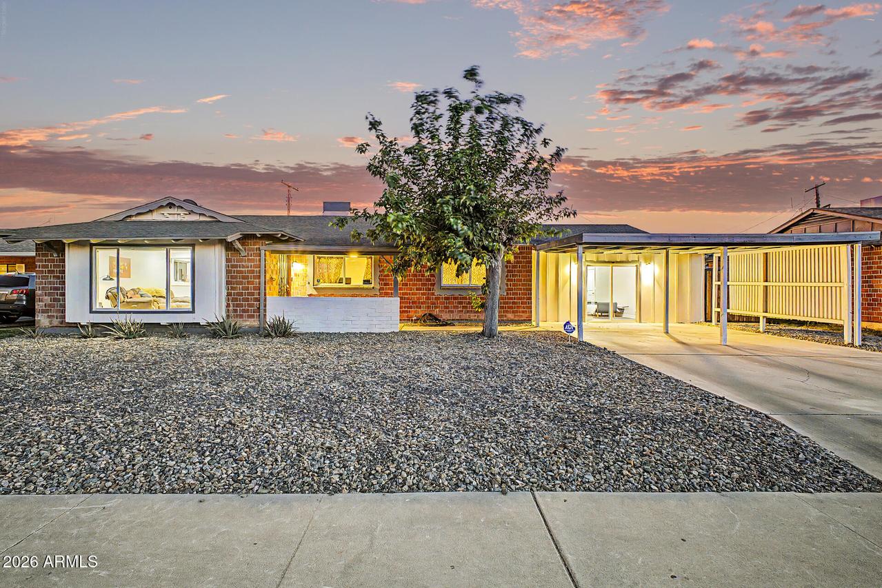 3925 W Krall St., Phoenix, AZ 85019