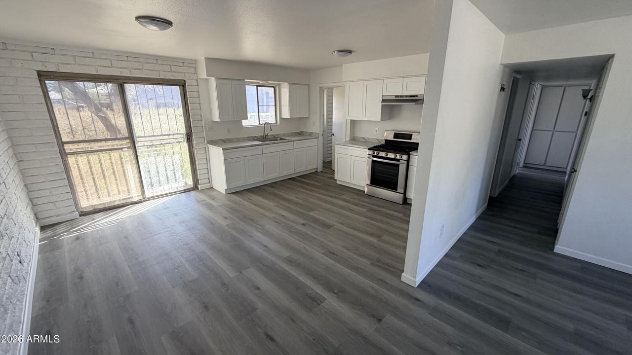 419 W Fourth St., Winkelman, AZ 85192