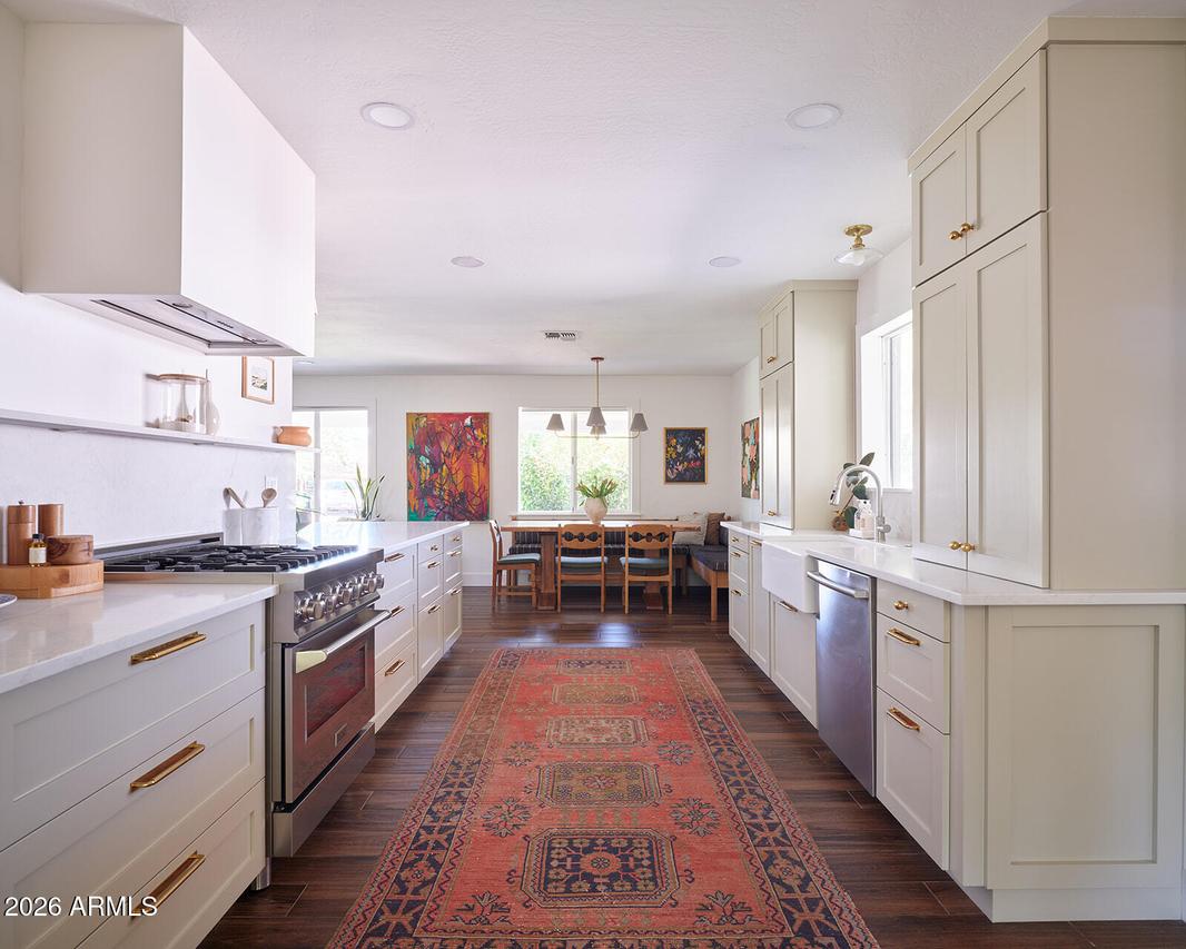 3819 N 37th St., Phoenix, AZ 85018