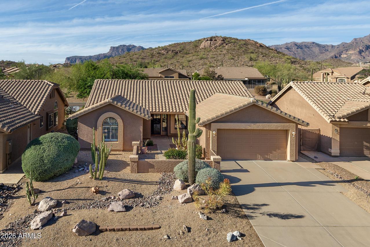 8442 E Golden Cholla Dr., Gold Canyon, AZ 85118