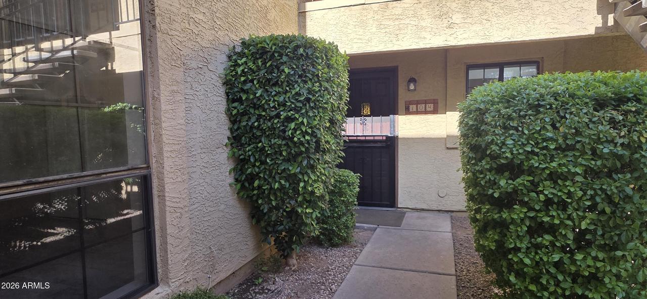 8331 N 21st Dr. #H104, Phoenix, AZ 85021