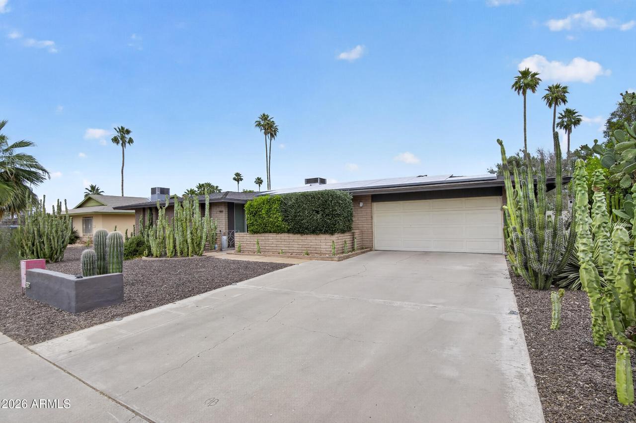 1882 E Fremont Dr., Tempe, AZ 85282