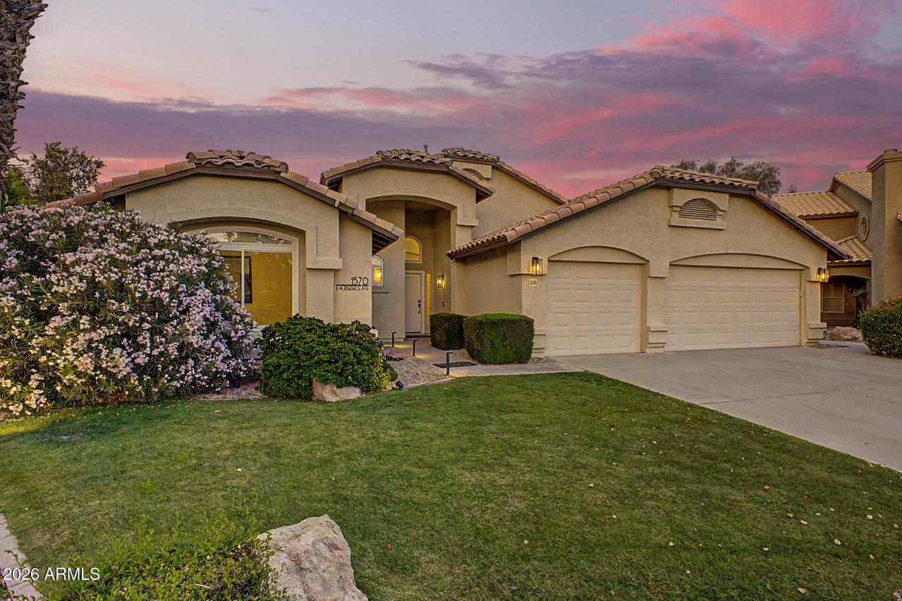 1570 E Horseshoe Ave., Gilbert, AZ 85296