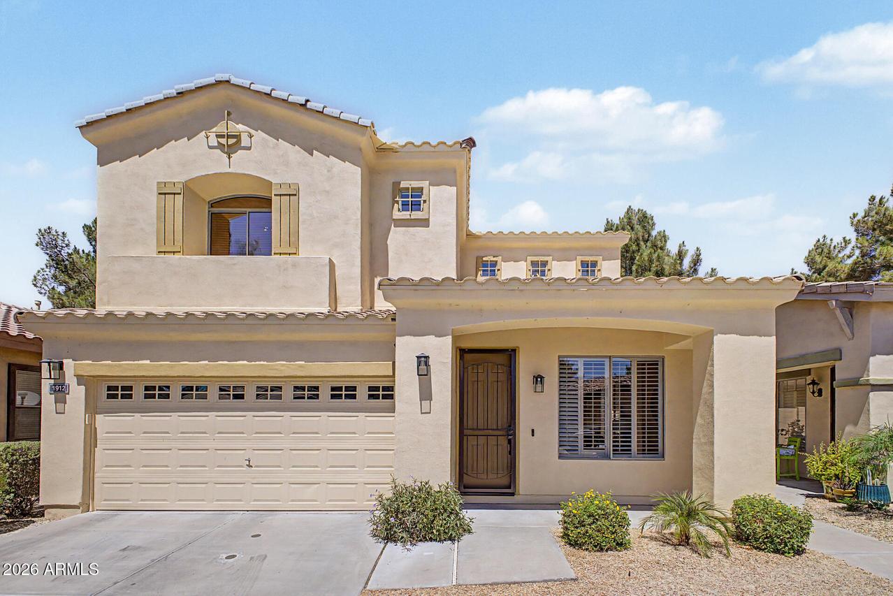 1912 W Olive Way, Chandler, AZ 85248