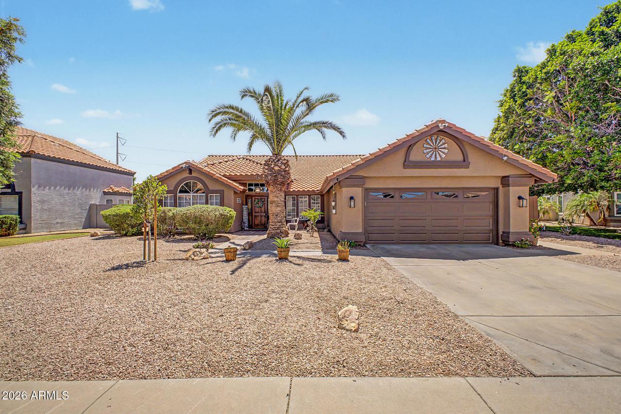 2943 E Redwood Ln., Phoenix, AZ 85048