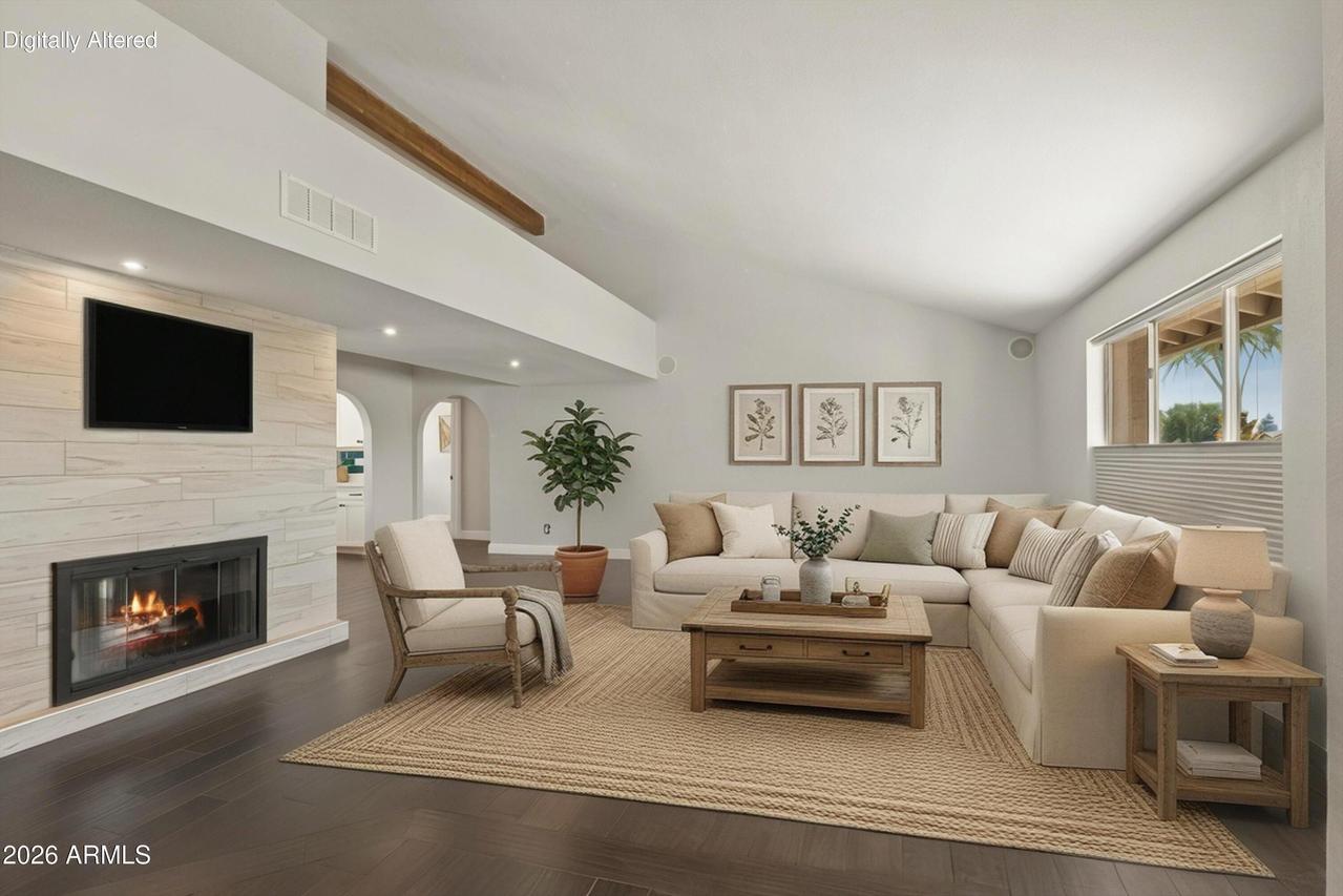 4242 E Sheena Dr., Phoenix, AZ 85032