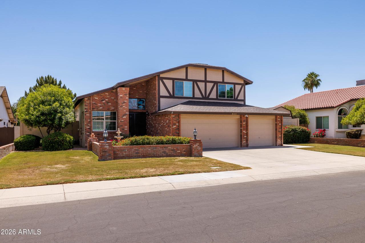 5901 E Tierra Buena Ln., Scottsdale, AZ 85254