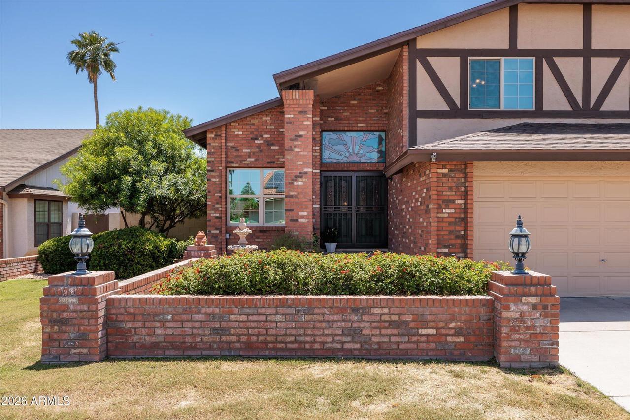 5901 E Tierra Buena Ln., Scottsdale, AZ 85254