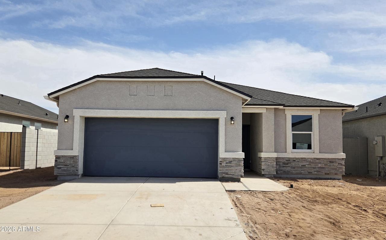 5595 E Cinder Ln., San Tan Valley, AZ 85140