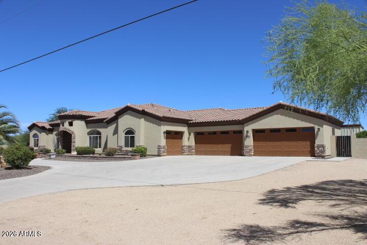 1614 W Maddock Rd., Phoenix, AZ 85086