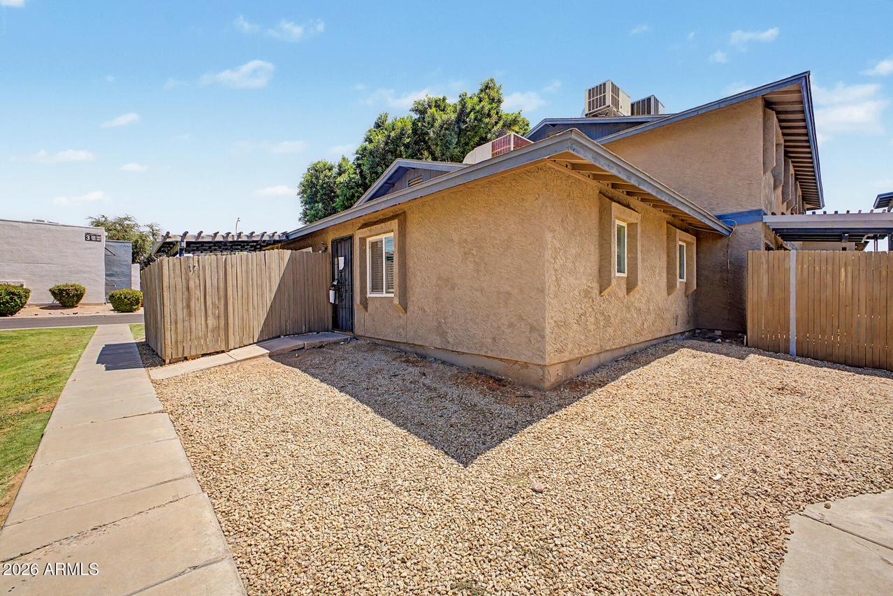 286 W Palomino Dr. #17, Chandler, AZ 85225