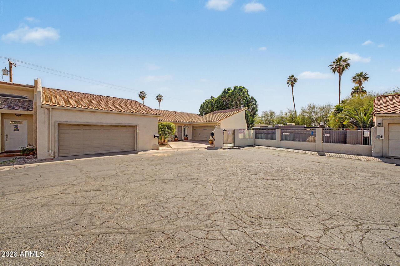 2623 E Roma Ave., Phoenix, AZ 85016