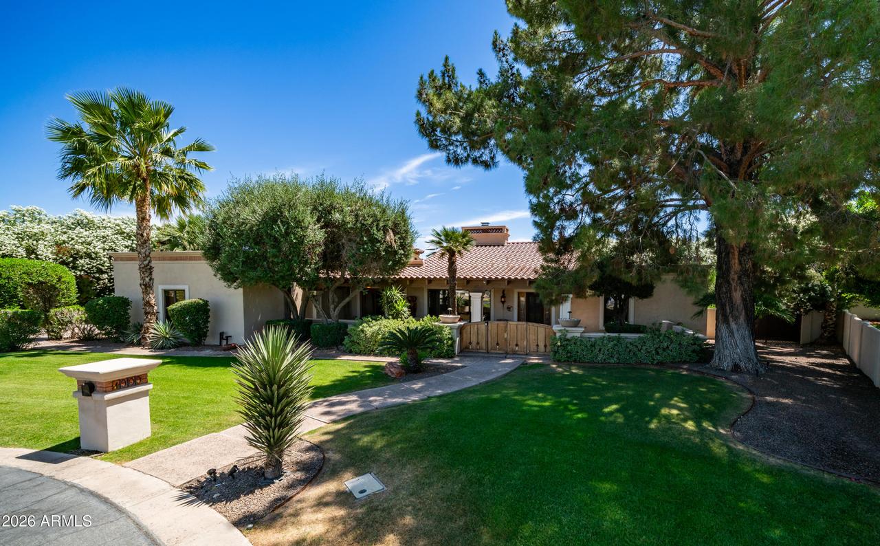 1909 N Calle Maderas, Mesa, AZ 85213