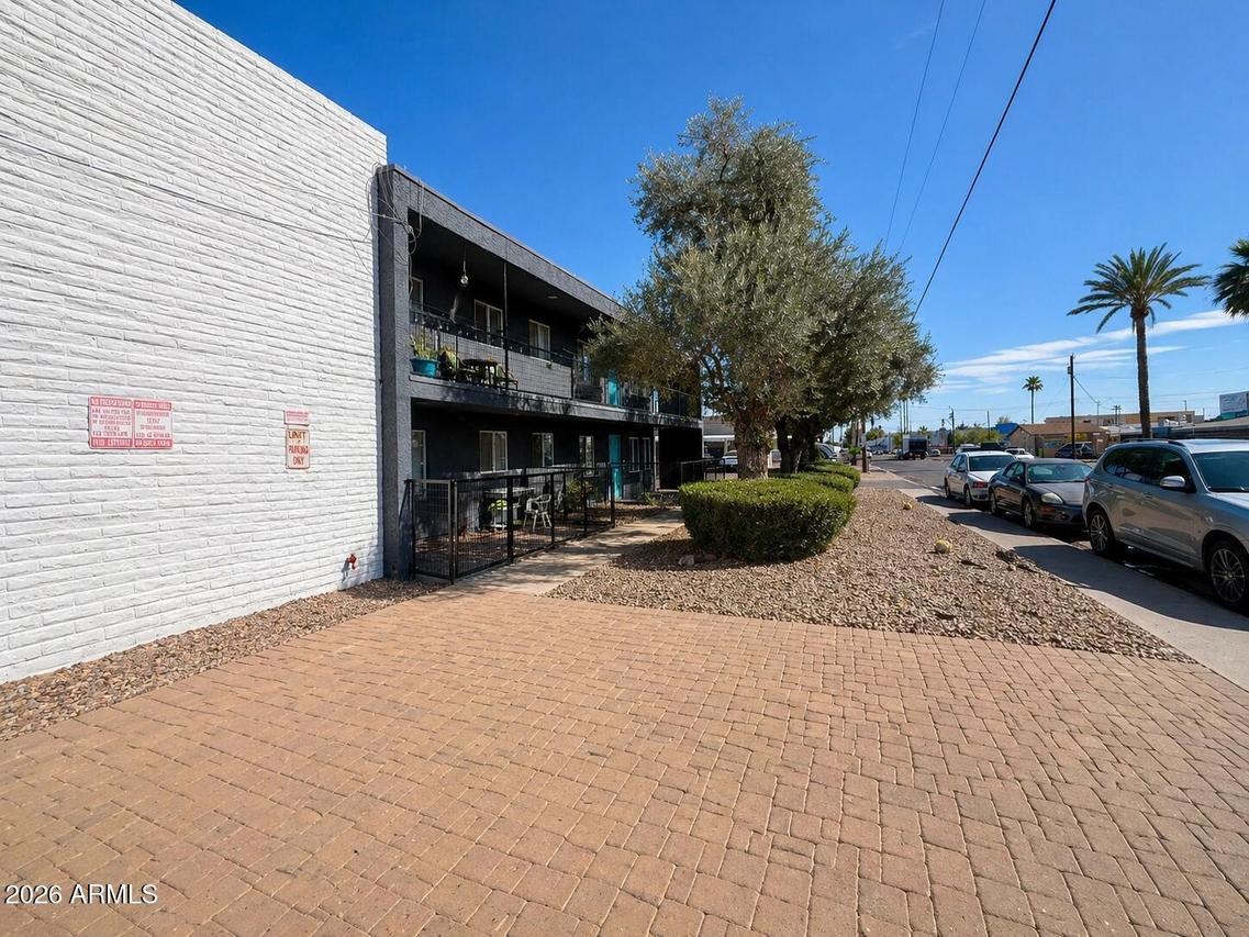 2919 N 38th St., Phoenix, AZ 85018