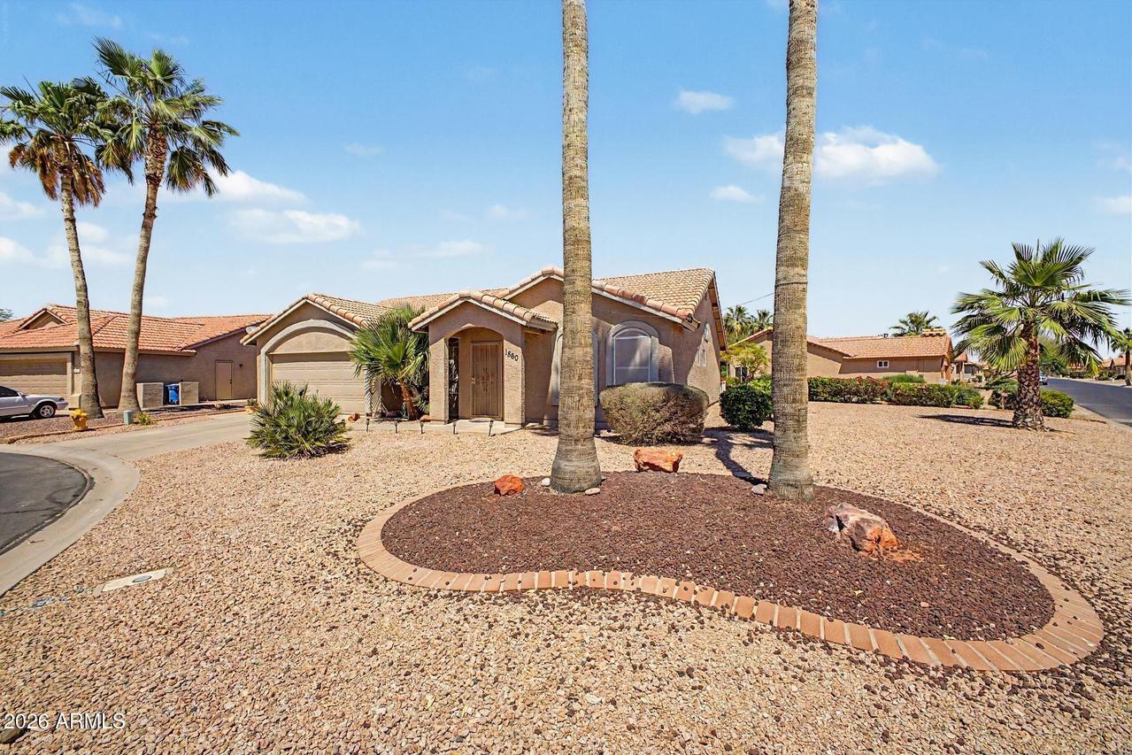 1860 E Gleneagle Dr., Chandler, AZ 85249