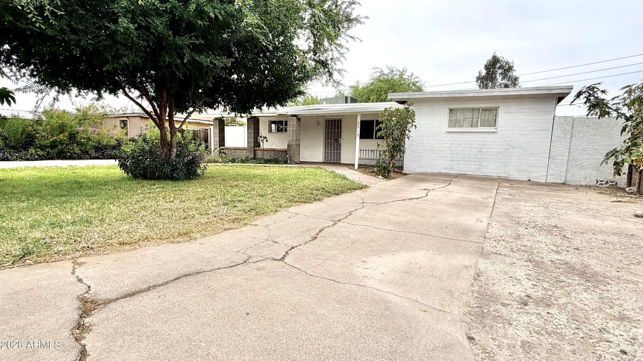 3313 W Portland St., Phoenix, AZ 85009