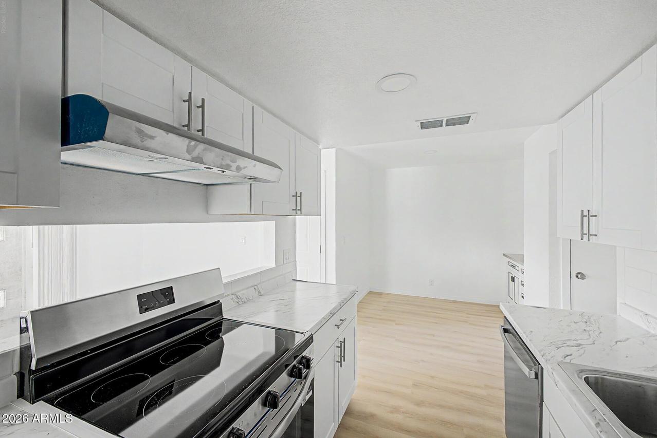 3422 N 12th Pl., Phoenix, AZ 85014