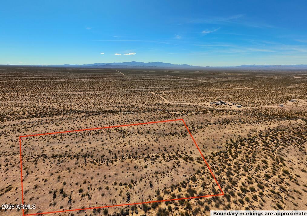 TBD S Ali Chuck Rd 5 Acres #39, Yucca, AZ 86438