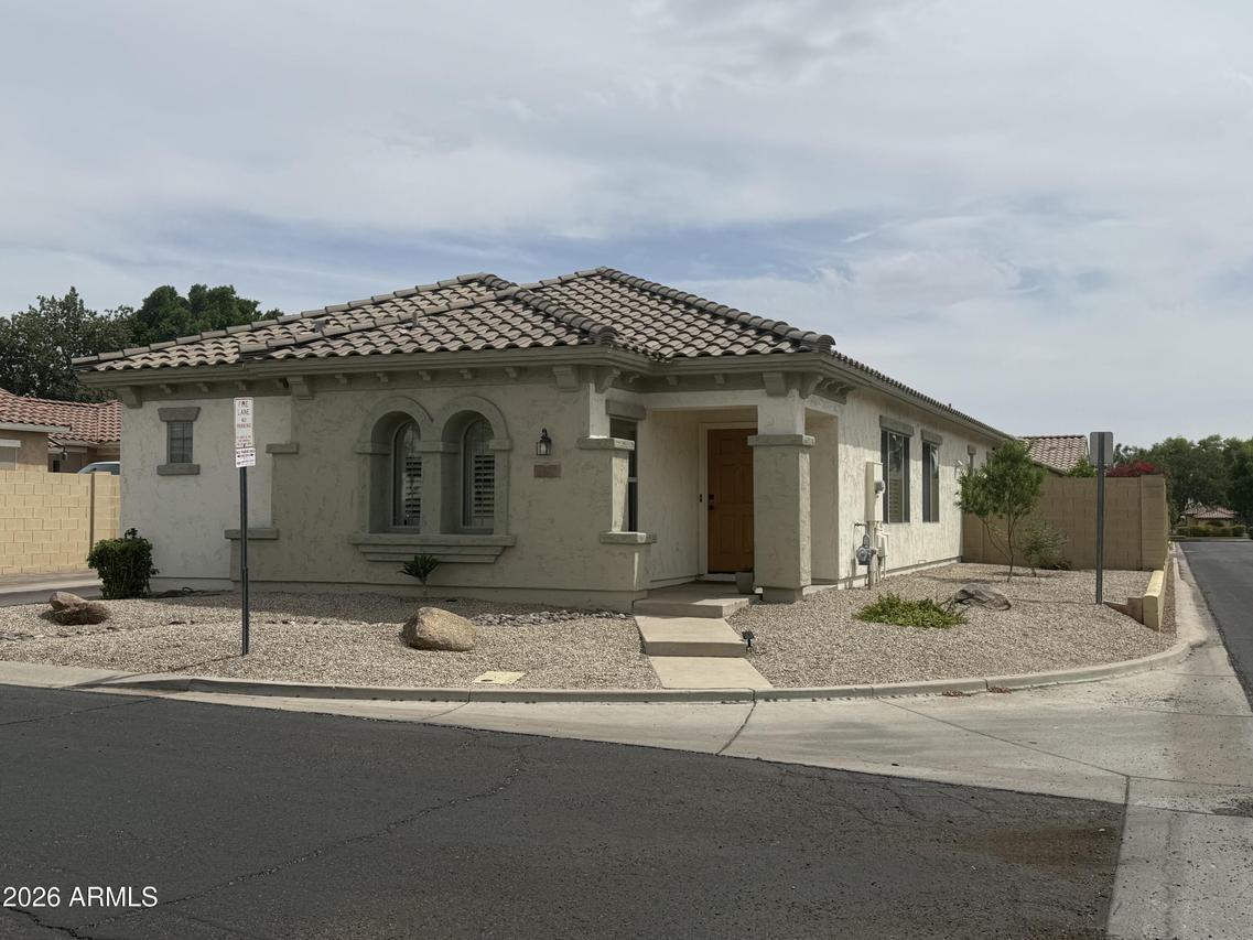 7715 E Butte St., Mesa, AZ 85207
