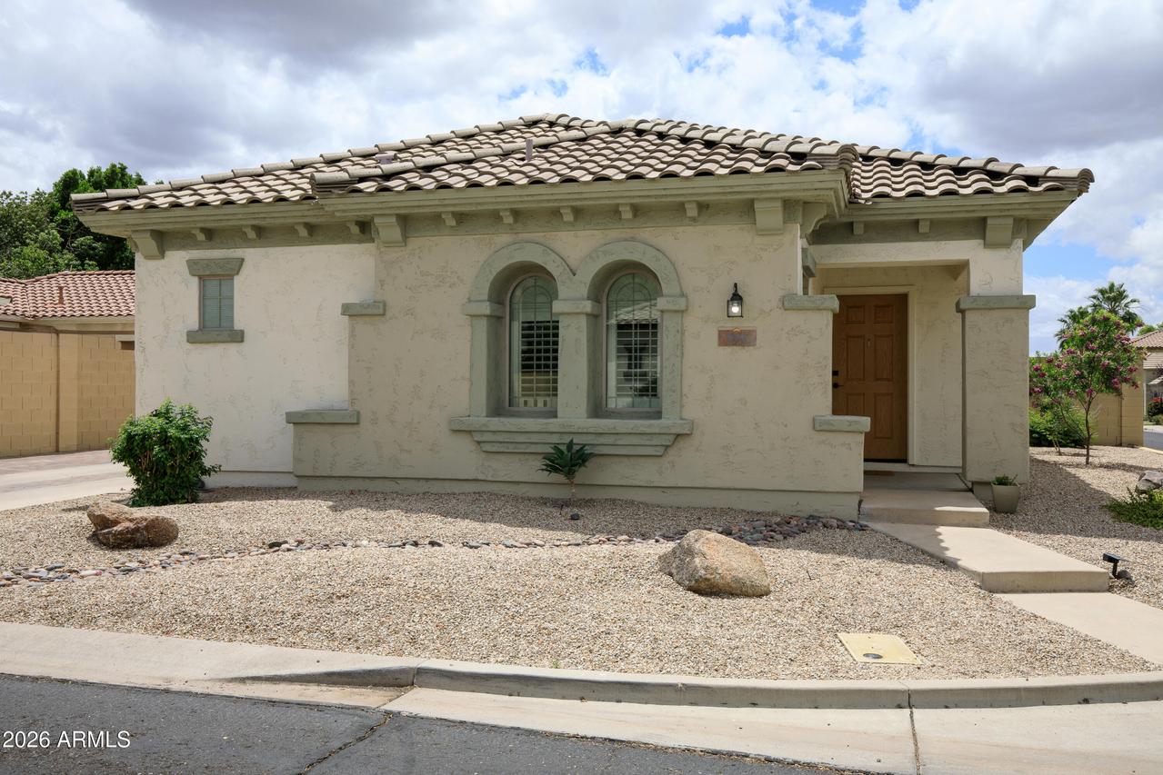 7715 E Butte St., Mesa, AZ 85207