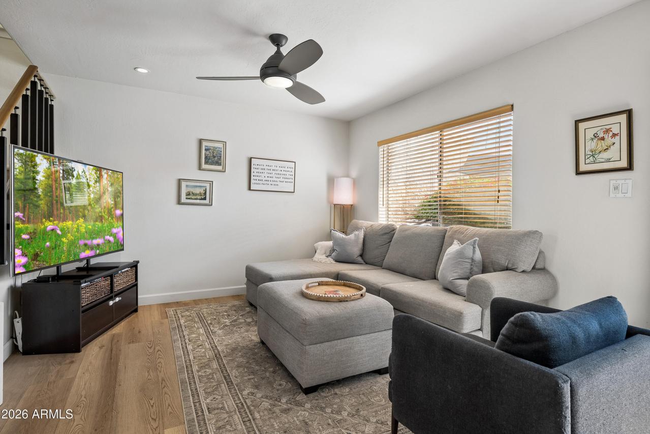 8502 N Central Ave. #11, Phoenix, AZ 85020