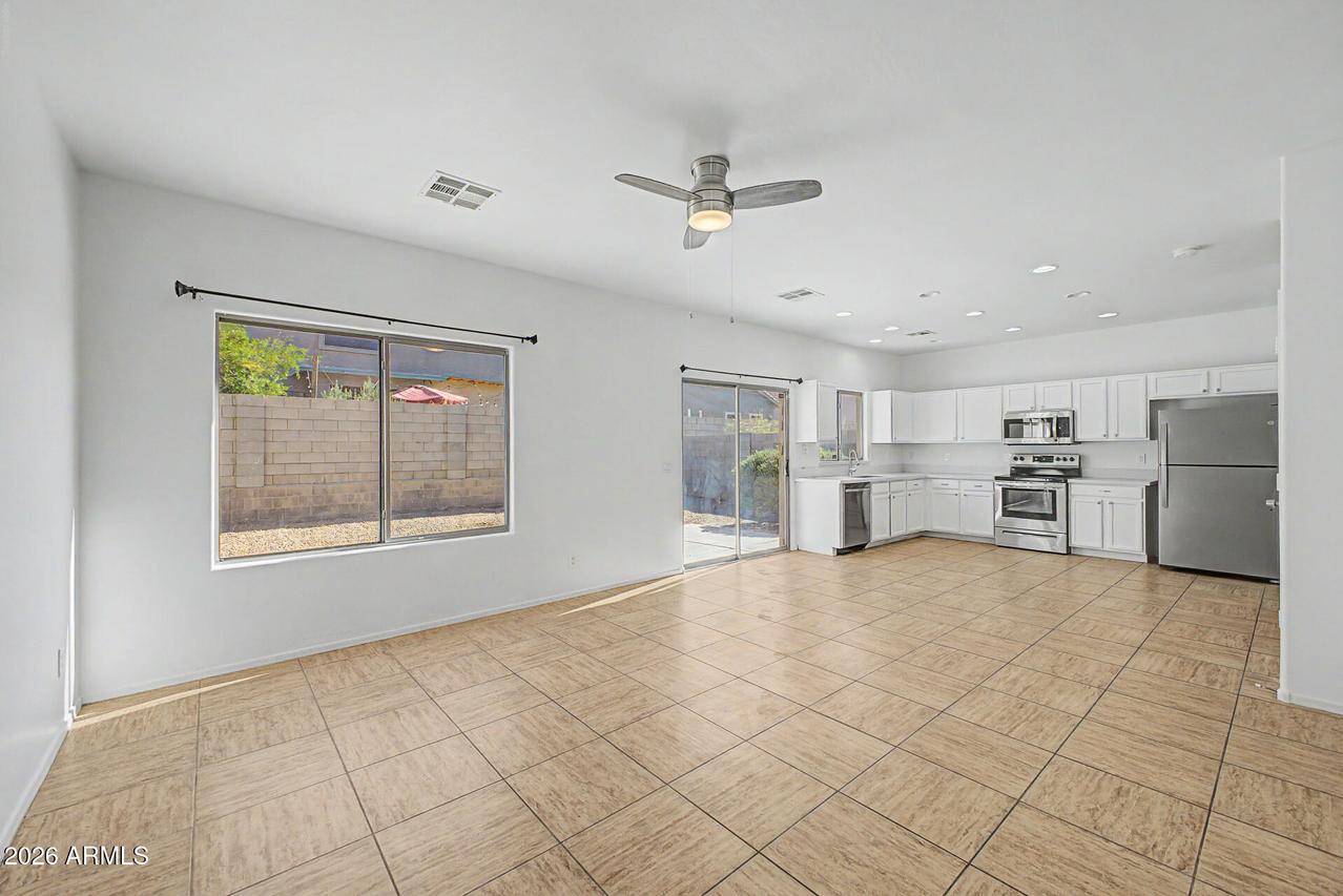 625 E Atlanta Ave., Phoenix, AZ 85040