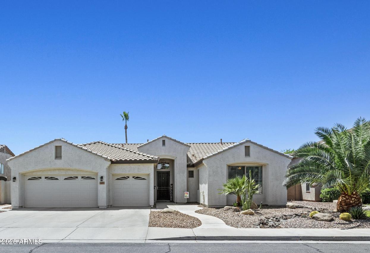 665 W Goldfinch Way, Chandler, AZ 85286