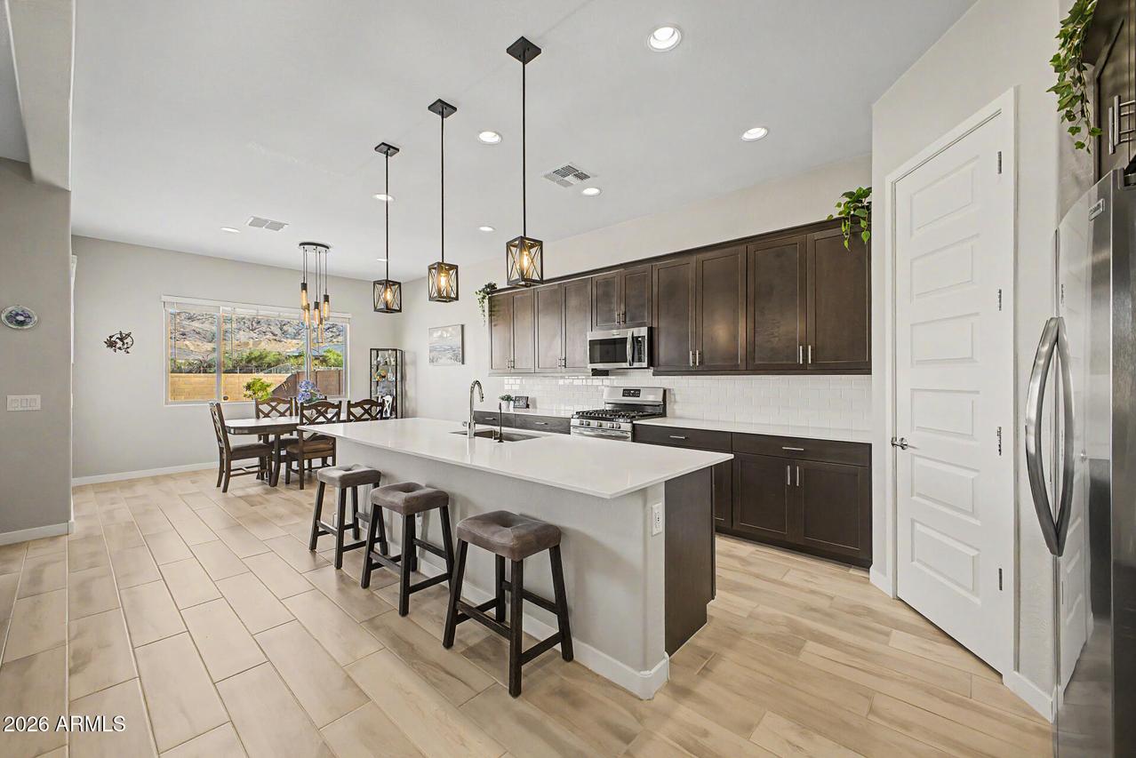 9721 S 38th Ln., Laveen, AZ 85339