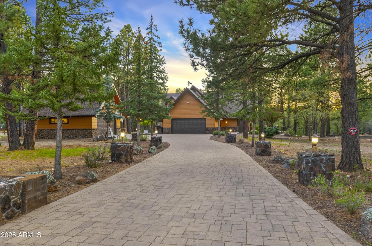 1107 N Marina Ln., Flagstaff, AZ 86004