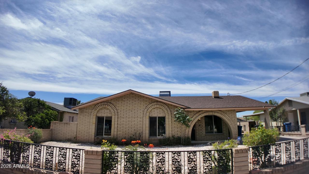 2327 E Victory Dr., Tempe, AZ 85288