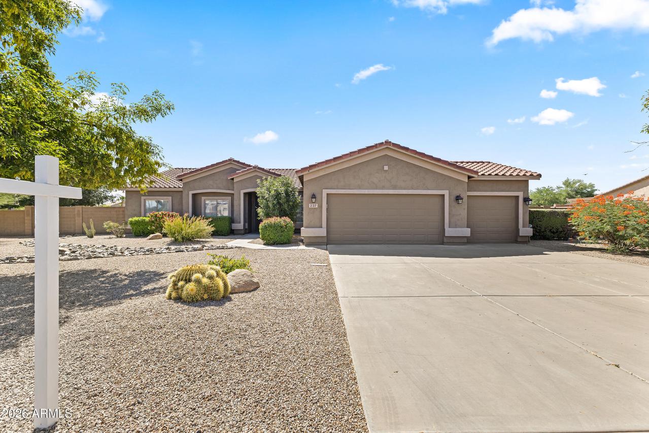 237 E Desert Holly Dr., San Tan Valley, AZ 85143