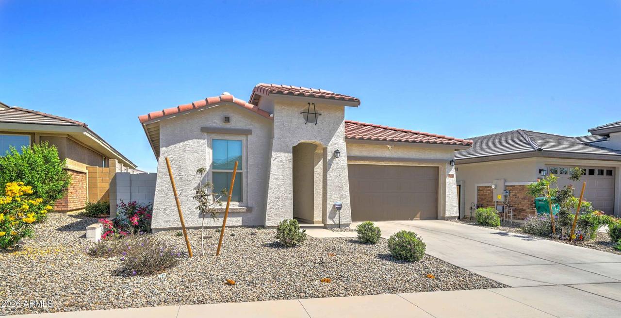 19448 W Badgett Ln., Litchfield Park, AZ 85340