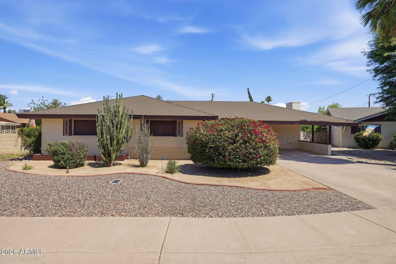 1014 E Balboa Cir., Tempe, AZ 85282