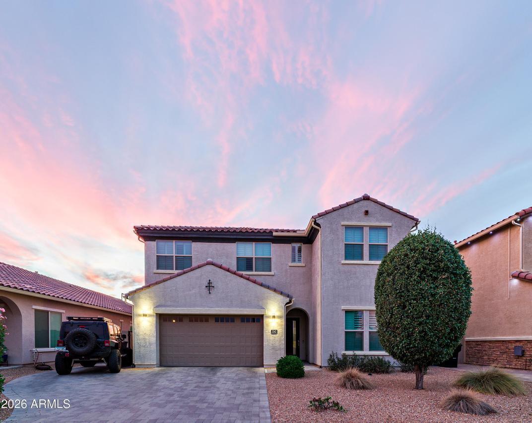 1042 E Ladbroke Way, Gilbert, AZ 85297