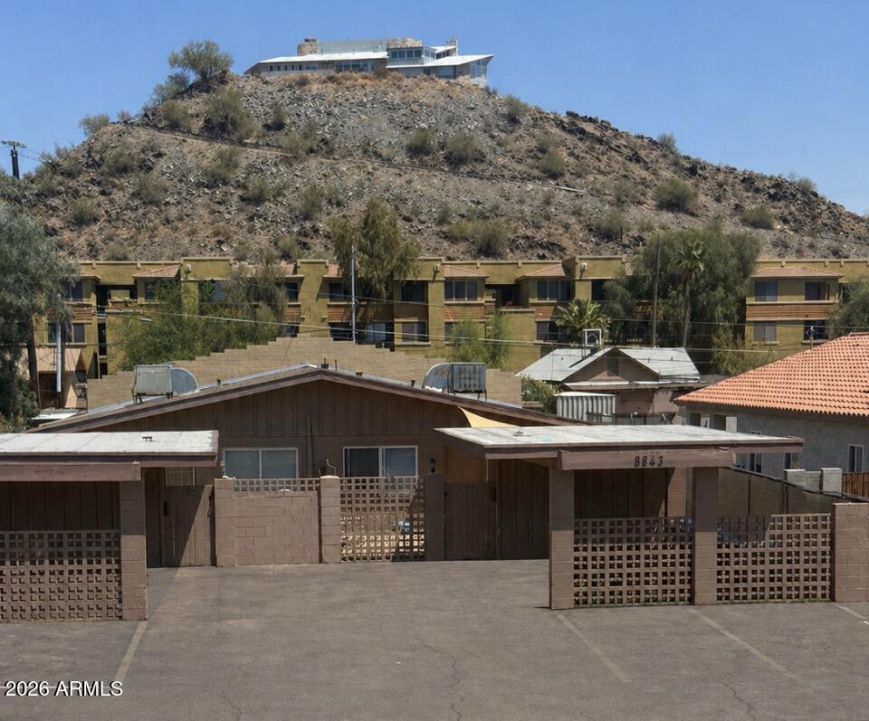 9643 N 10th Ave., Phoenix, AZ 85021