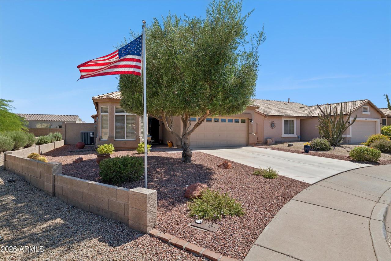 10259 W Mohawk Ln., Peoria, AZ 85382